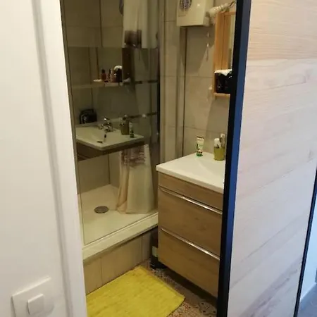 Lumineux 10 Min De La Plage *
